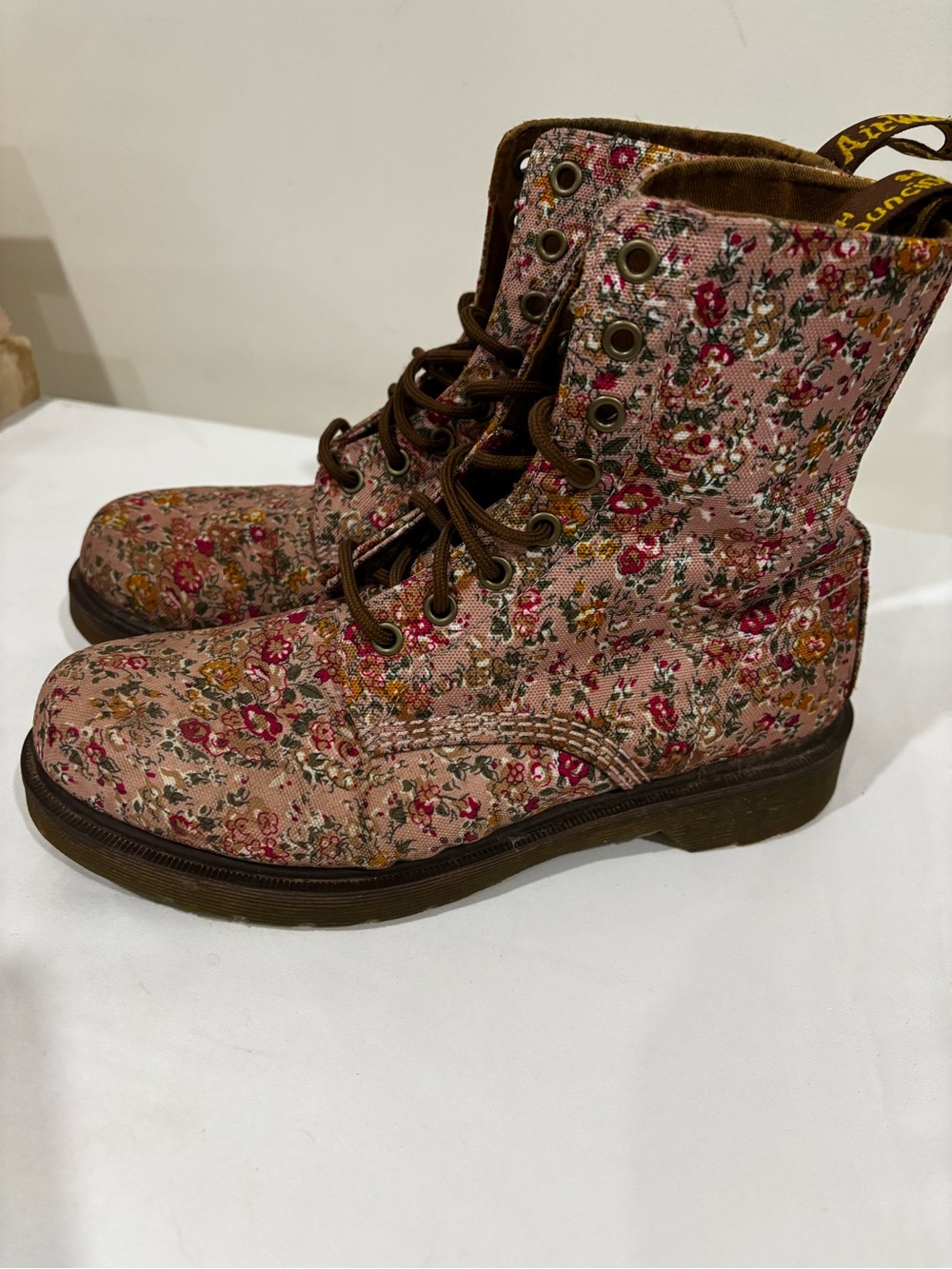Doc Dr Martens Page Floral Boots Size 9